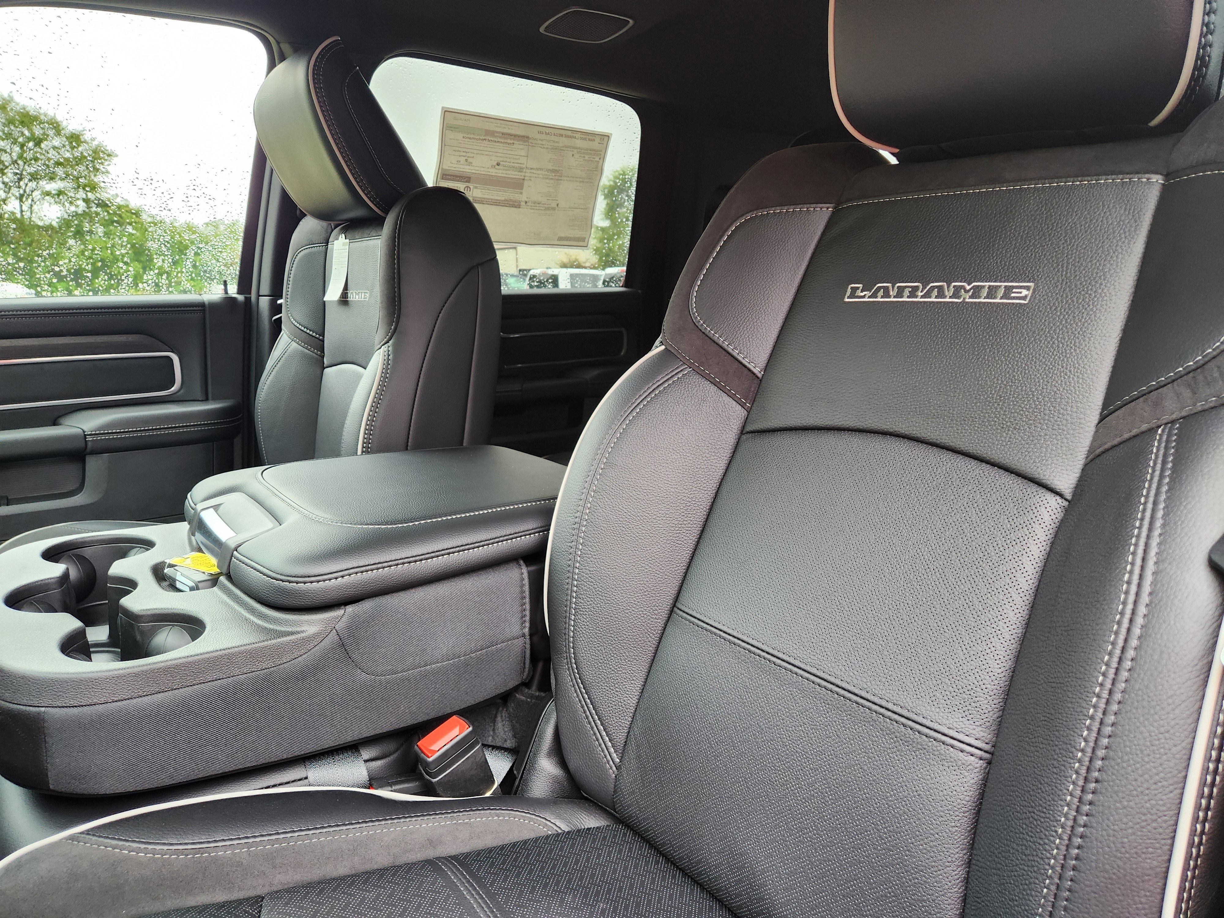 New 2026 RAM 3500 Laramie w/ Max Tow Package image 24