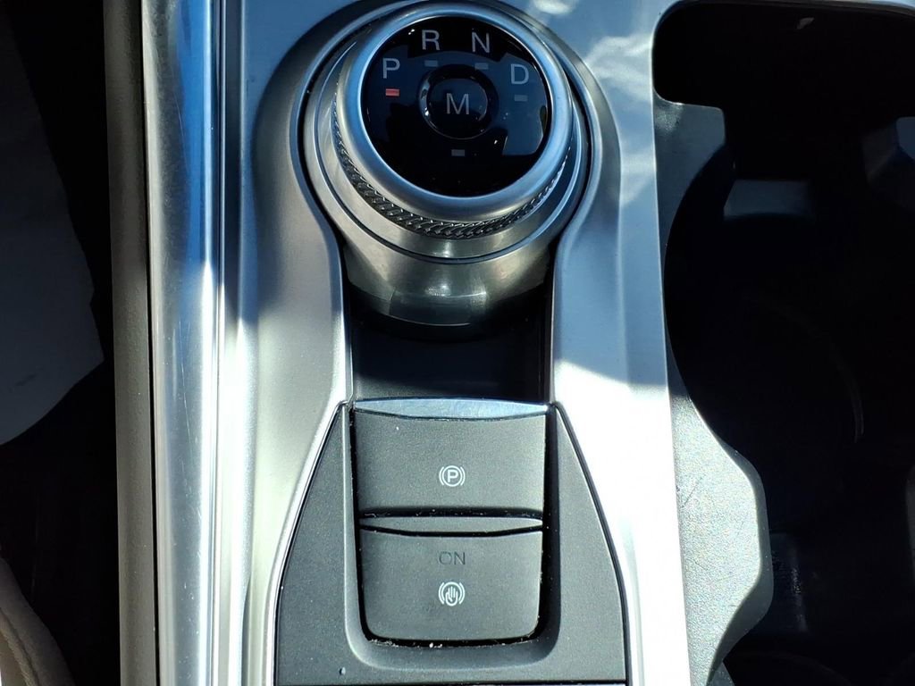 Used 2020 Ford Explorer Platinum w/ Premium Technology Package image 18