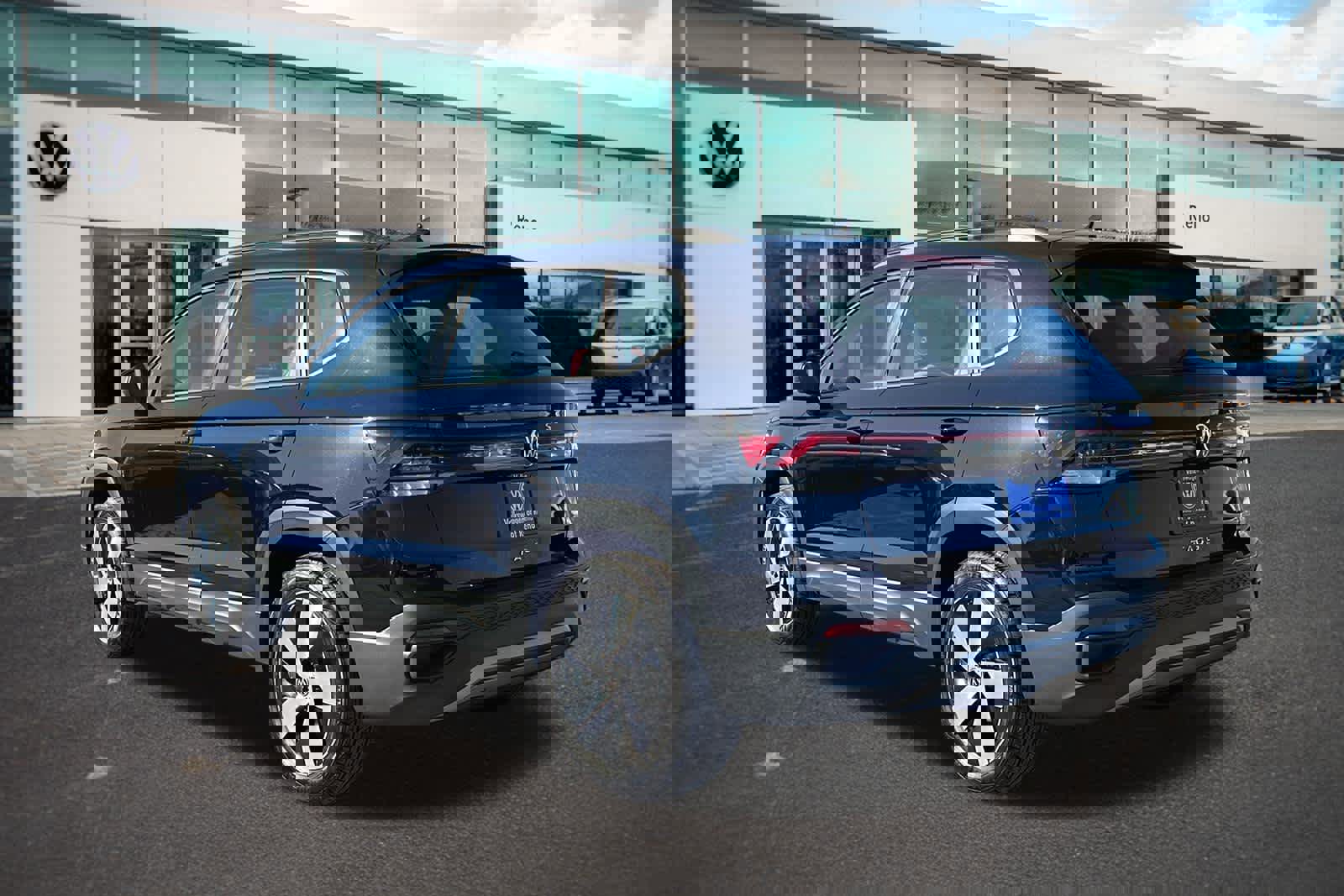 Used 2025 Volkswagen Taos S image 7