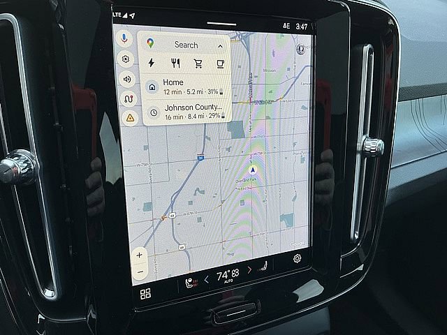 Certified 2023 Volvo C40 P8 Recharge Ultimate w/ Protection Package Premier image 25