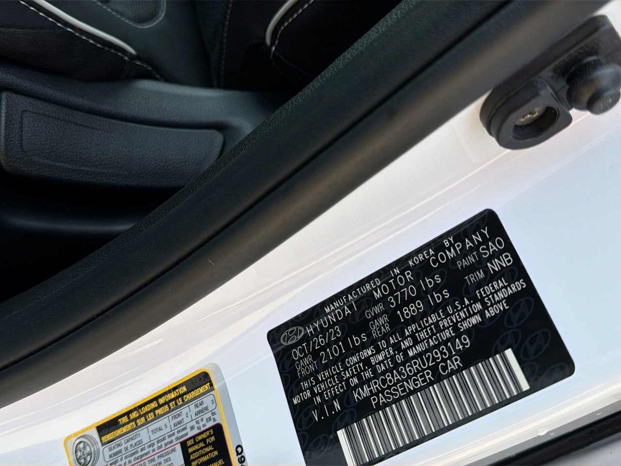 Certified 2024 Hyundai Venue Limited FWD image 29