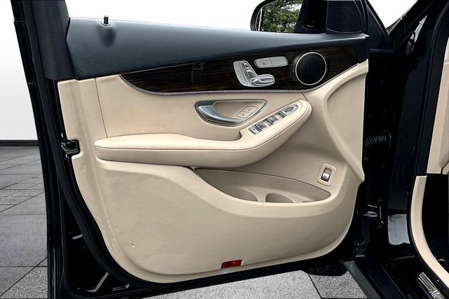 Certified 2021 Mercedes-Benz GLC 300 4MATIC image 23