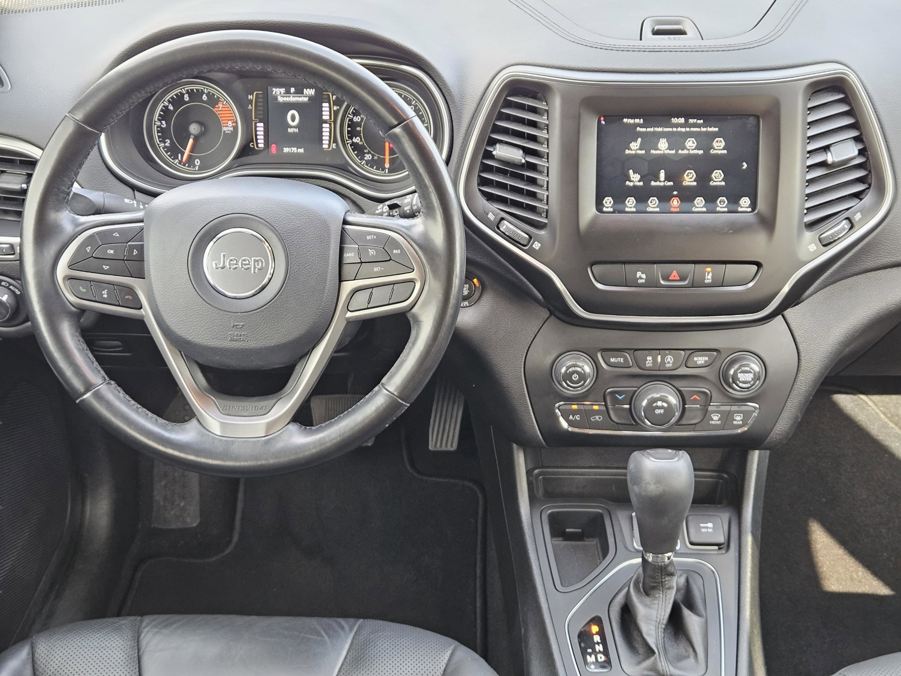 Used 2021 Jeep Cherokee Latitude Lux FWD image 24