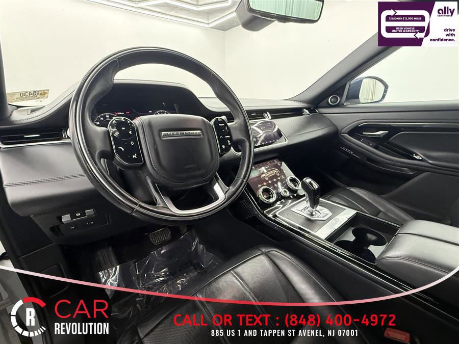 Used 2020 Land Rover Range Rover Evoque SE image 16