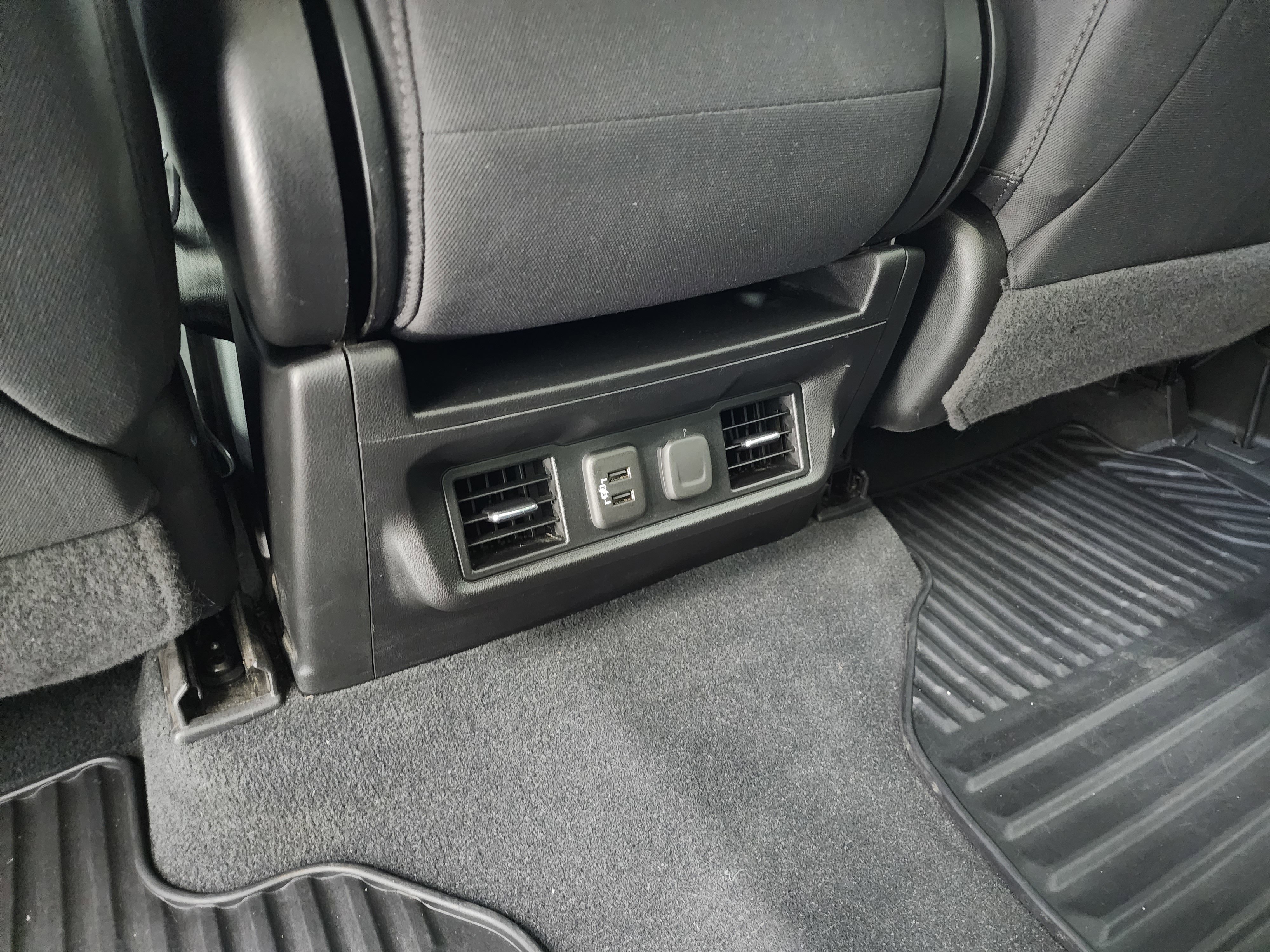 Used 2022 Chevrolet Silverado 2500 LT w/ Convenience Package image 35