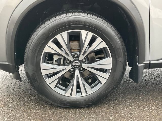 Used 2022 Nissan Rogue SV image 23