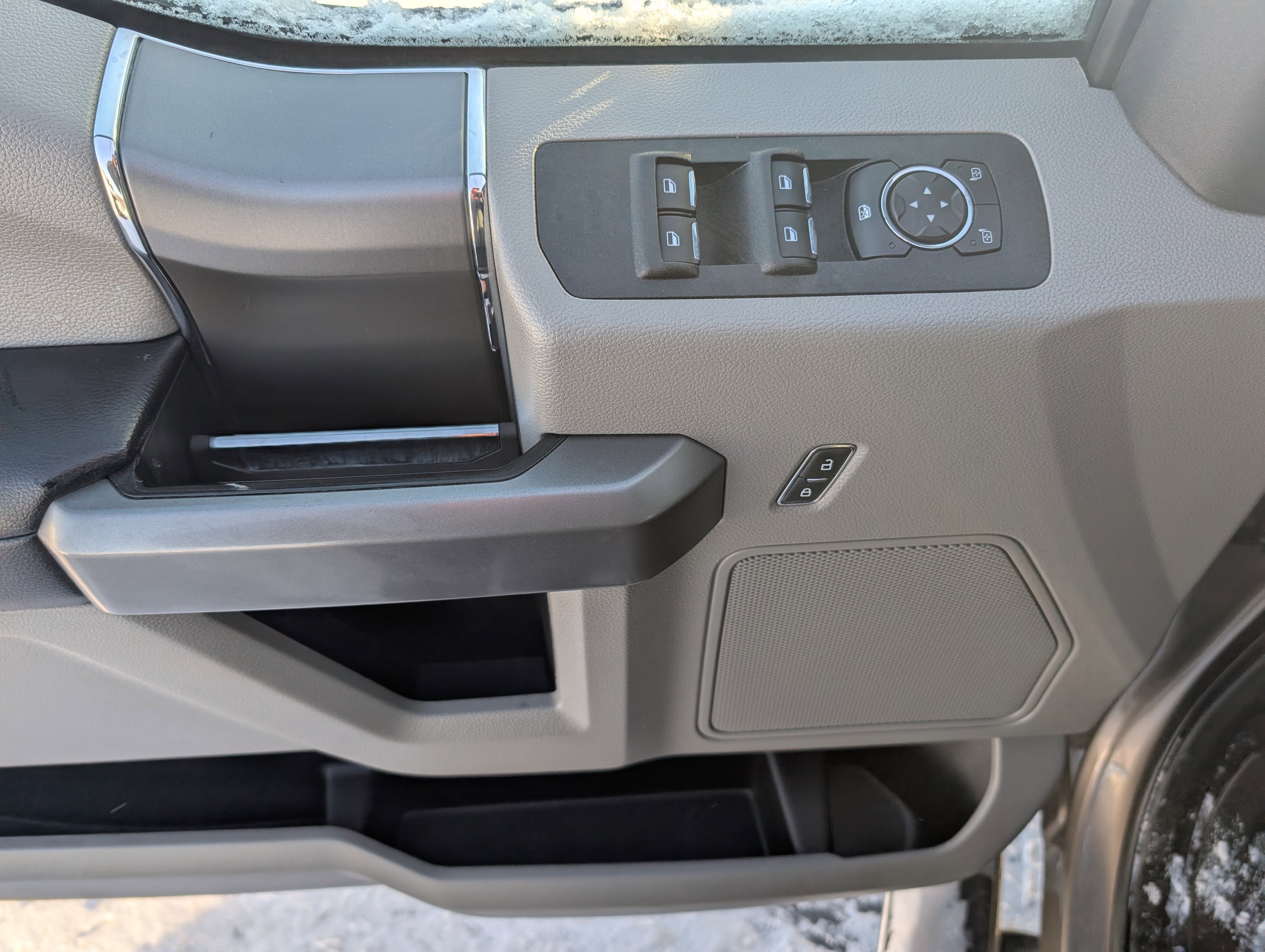 Used 2020 Ford F150 XLT w/ Equipment Group 302A Luxury image 12