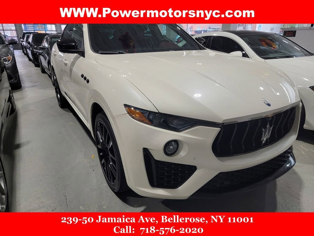 Used 2022 Maserati Levante GT image 3