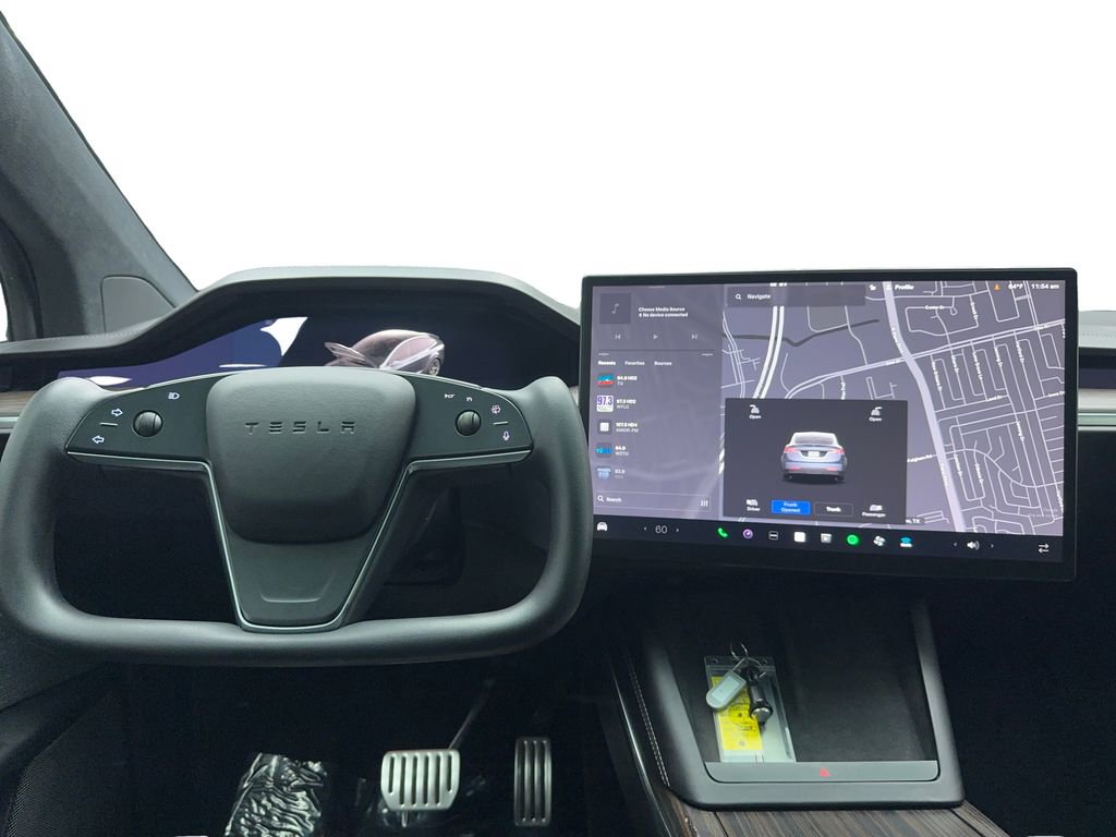 Used 2023 Tesla Model X image 17