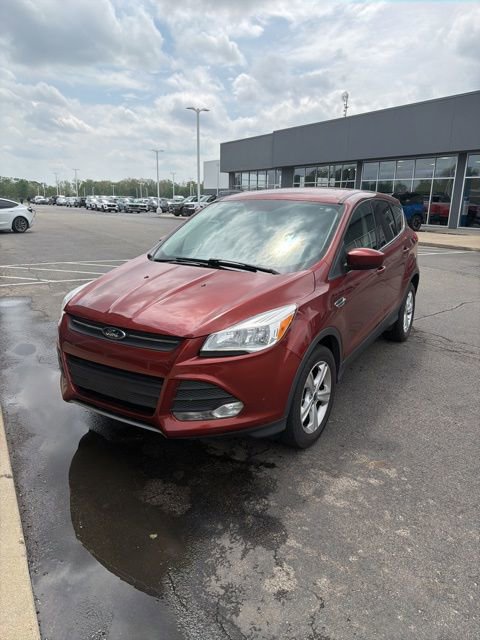 Used 2016 Ford Escape SE AWD/4WD image 2