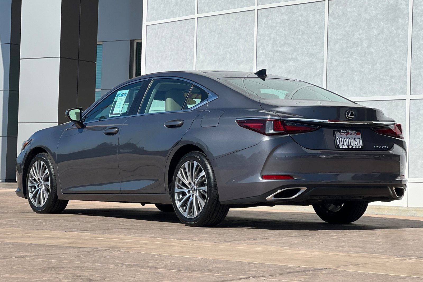 Used 2019 Lexus ES 350 w/ Premium Package image 6