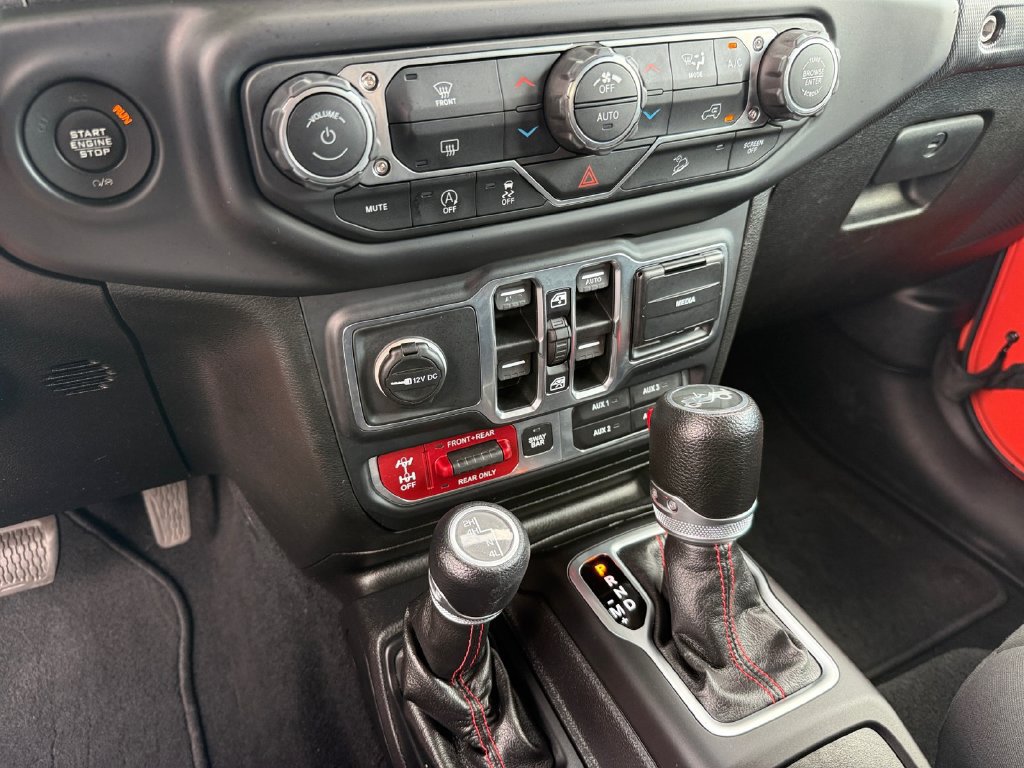 Used 2018 Jeep Wrangler Unlimited Rubicon AWD/4WD image 20