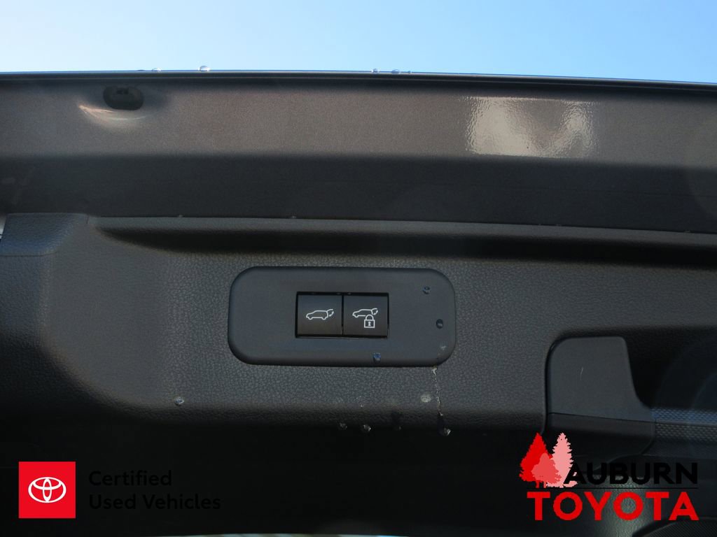 Certified 2025 Toyota Grand Highlander AWD Hybrid image 23