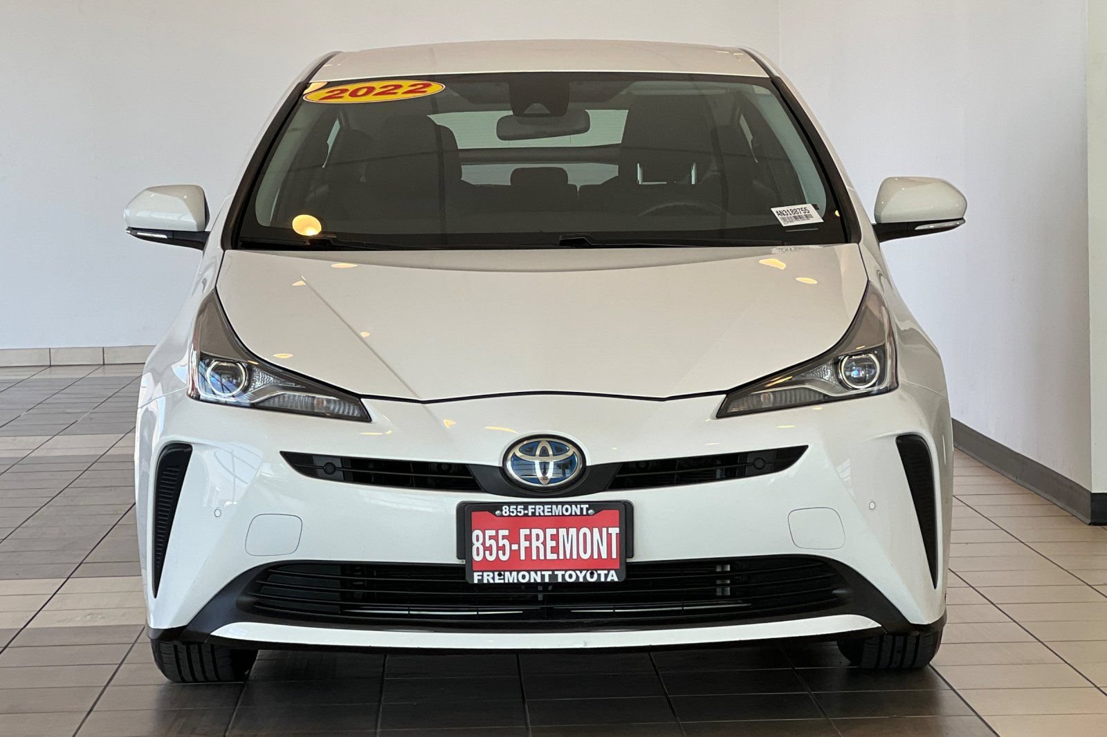Certified 2022 Toyota Prius LE FWD image 9