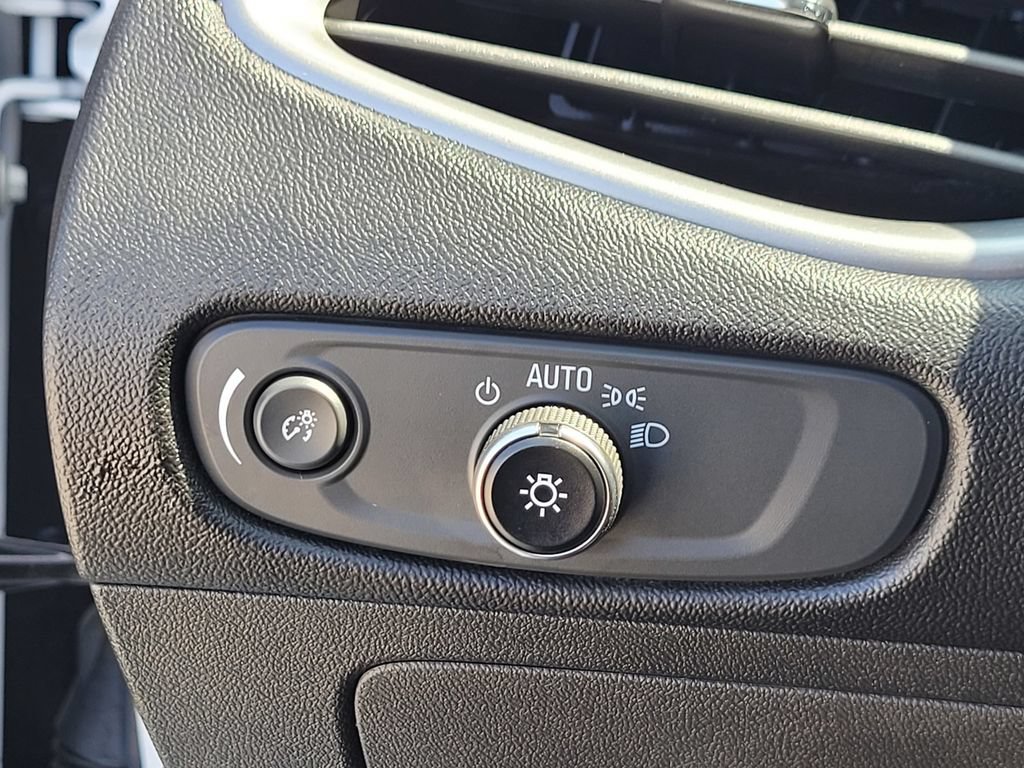 Used 2023 Chevrolet Malibu LT FWD image 24