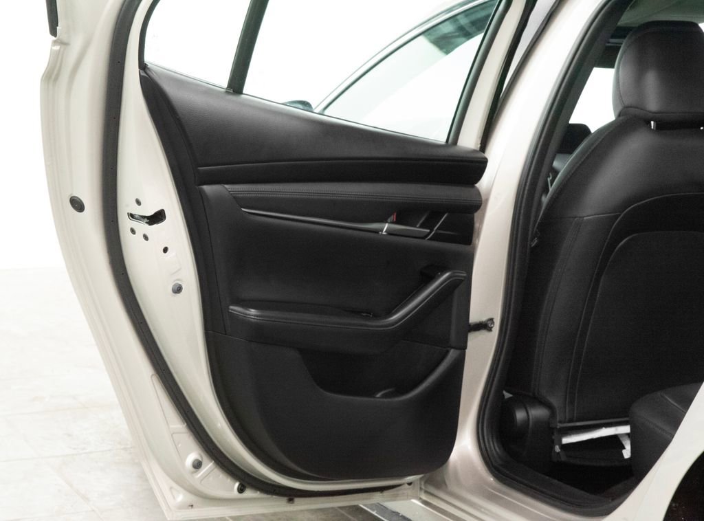 Used 2024 MAZDA MAZDA3 s image 7