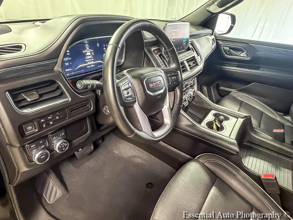 Used 2023 GMC Yukon SLT w/ SLT Luxury Package AWD/4WD image 9
