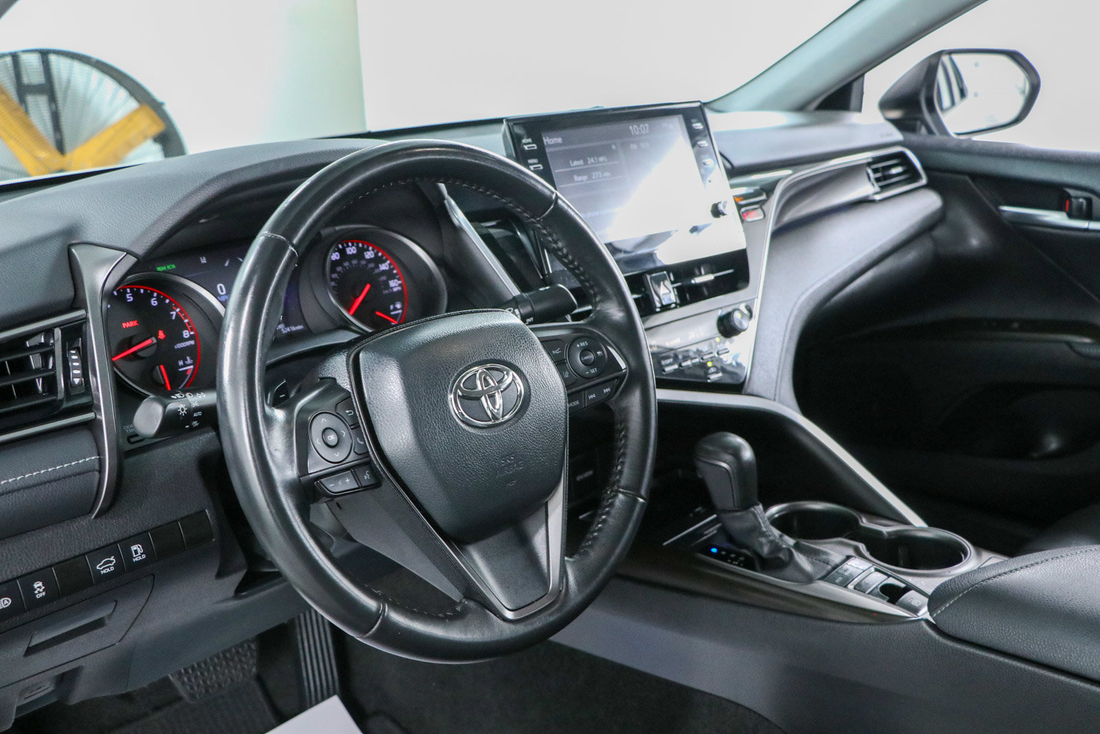 Used 2023 Toyota Camry XSE FWD image 22