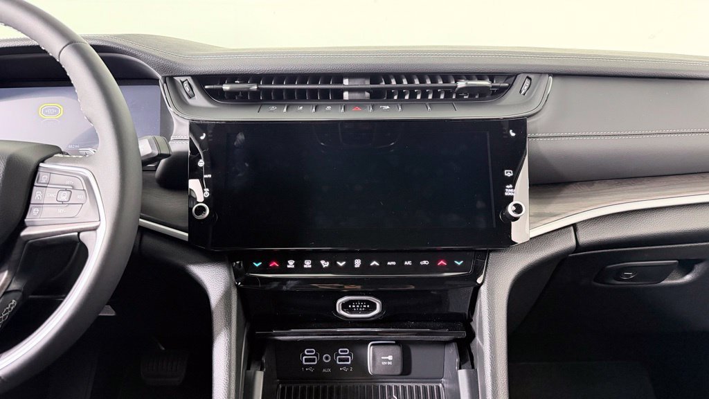 New 2027 Jeep Grand Cherokee L Limited AWD/4WD image 24