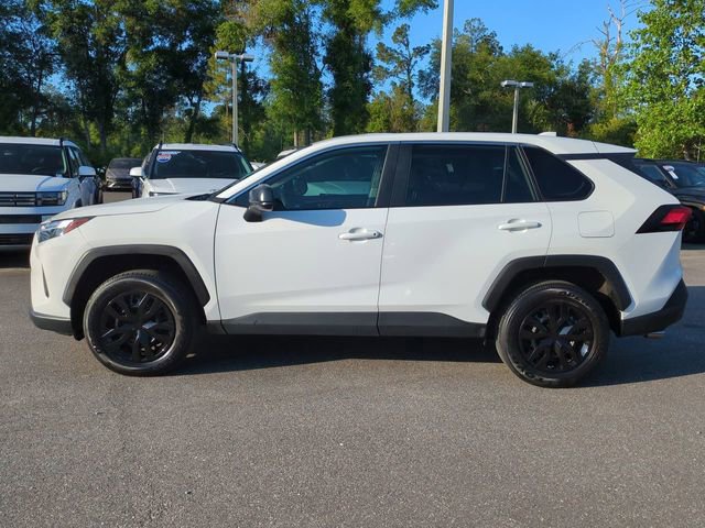 Used 2023 Toyota RAV4 LE FWD image 8