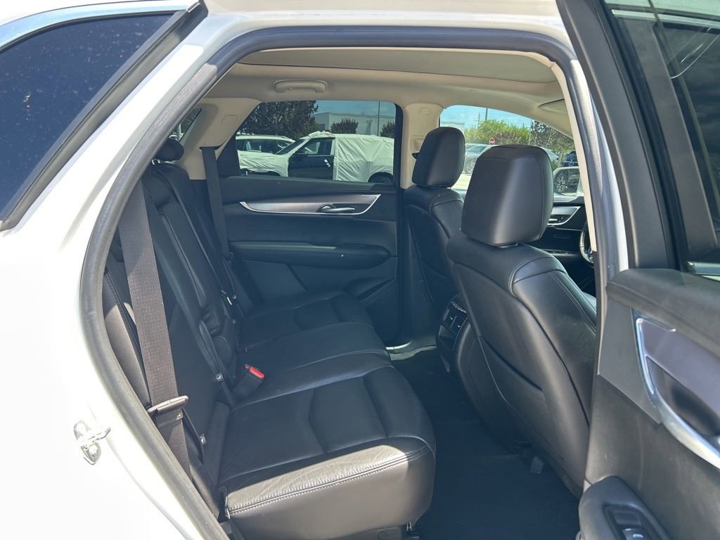 Used 2019 Cadillac XT5 Premium Luxury FWD image 48