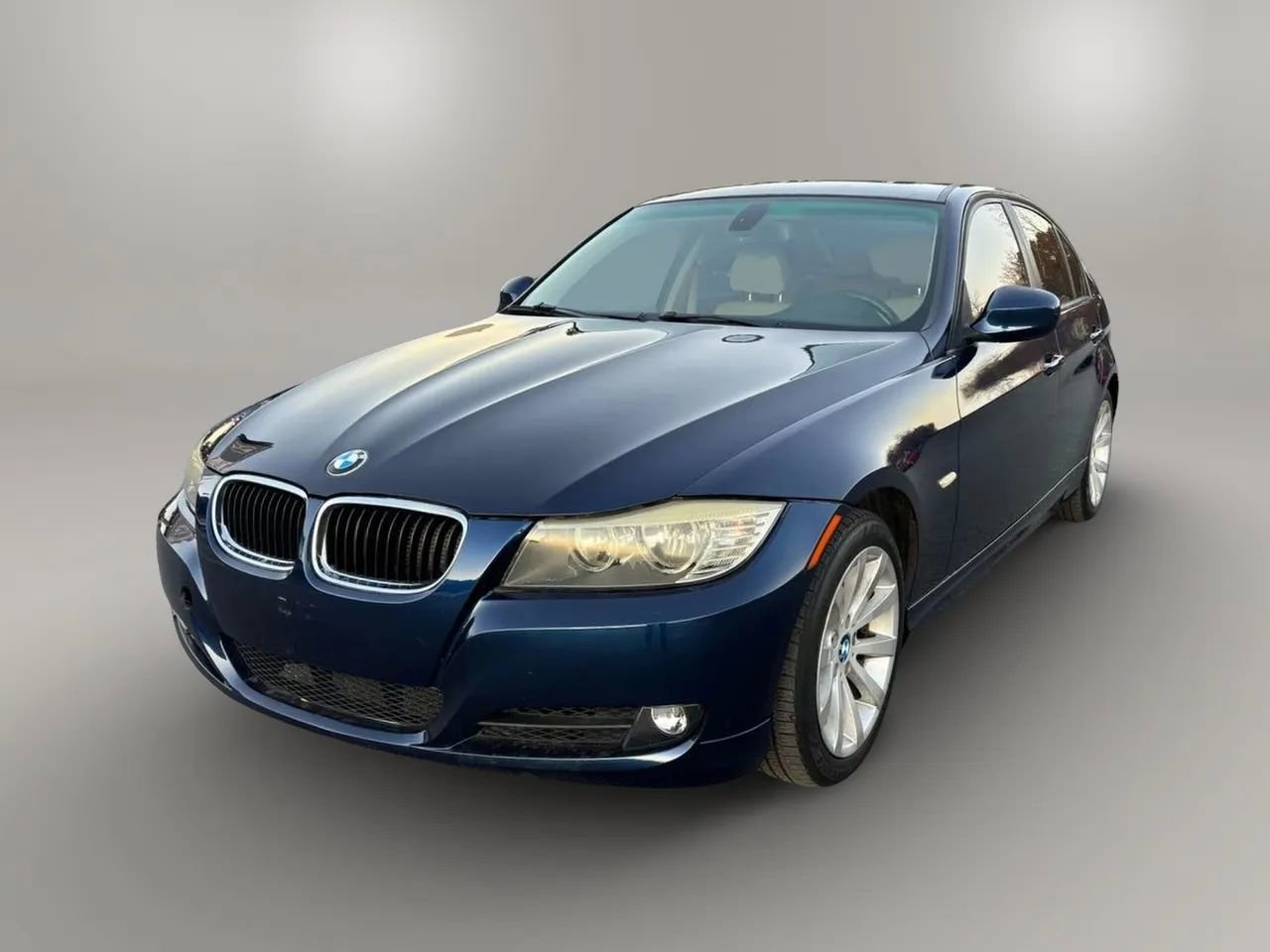 Used 2011 BMW 328i Sedan RWD image 1