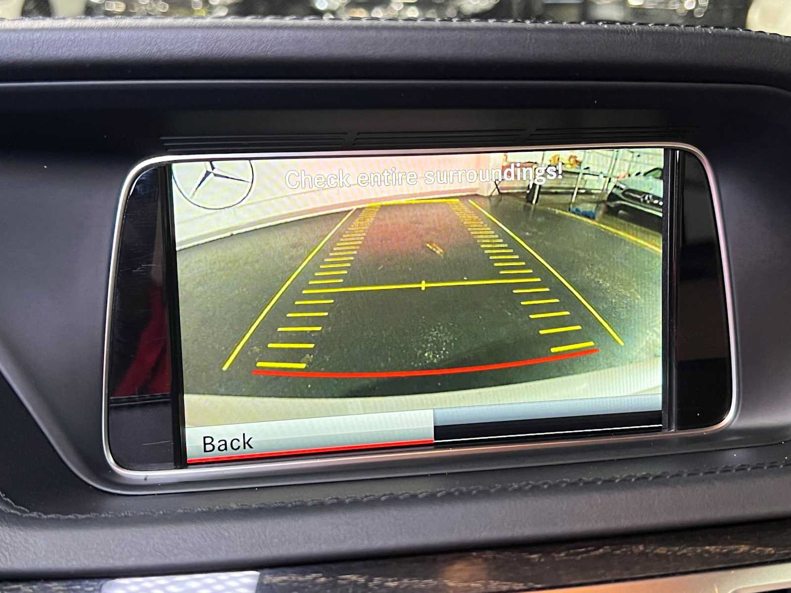 Used 2015 Mercedes-Benz E 400 4MATIC Sedan image 40