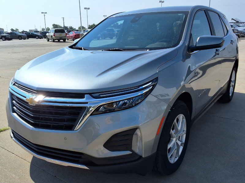 Used 2023 Chevrolet Equinox LT FWD image 4