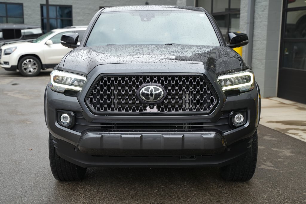 Used 2021 Toyota Tacoma Limited image 13