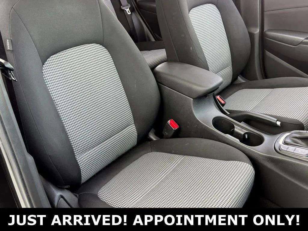 Used 2021 Hyundai Kona SEL Plus AWD/4WD image 17