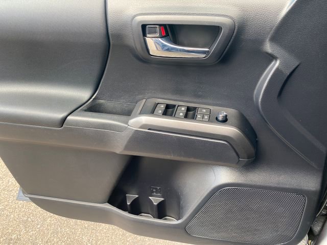 Used 2020 Toyota Tacoma TRD Off-Road image 13