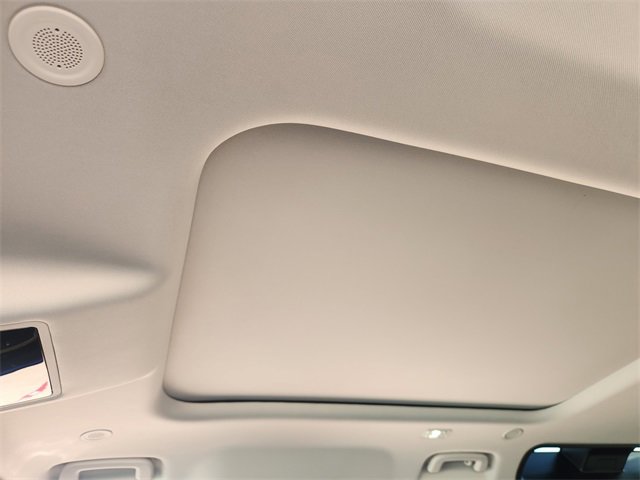 New 2026 Land Rover Defender 110 S image 18