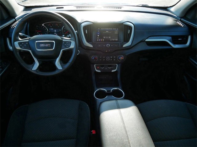 Used 2023 GMC Terrain SLE w/ Driver Convenience Package image 11