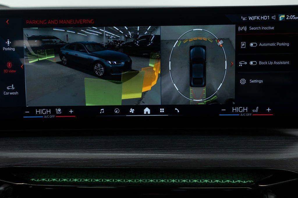 Used 2025 BMW 430i xDrive w/ Premium Package image 23