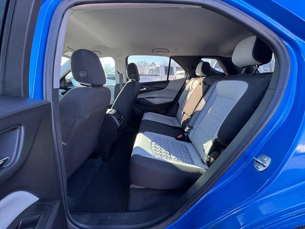 Used 2024 Chevrolet Equinox LS w/ LS Convenience Package image 11