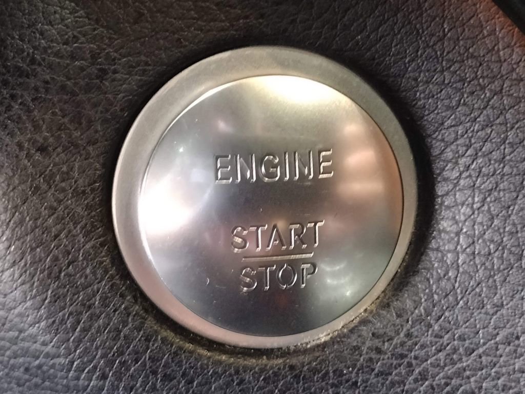 Used 2019 Mercedes-Benz GLS 450 4MATIC image 38