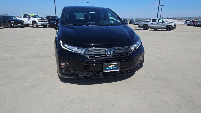 Used 2026 Honda Odyssey Sport-L image 3