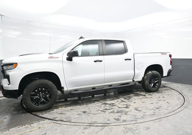 Used 2023 Chevrolet Silverado 1500 LT Trail Boss w/ Protection Package image 3