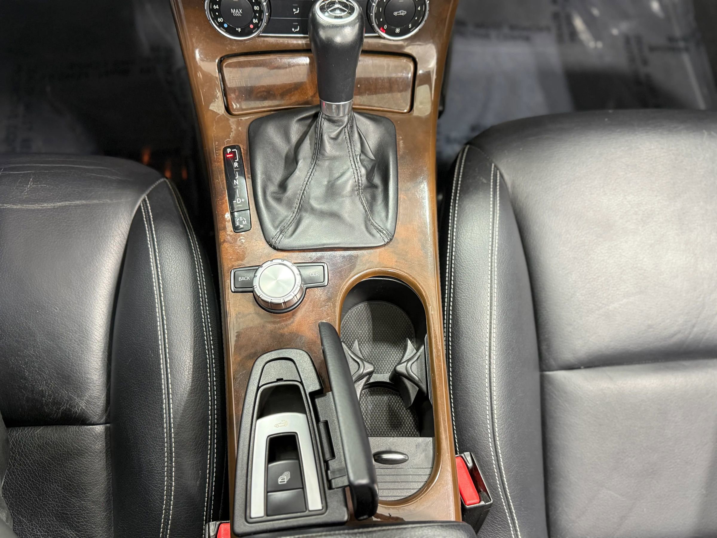 Used 2013 Mercedes-Benz SLK 350 image 23