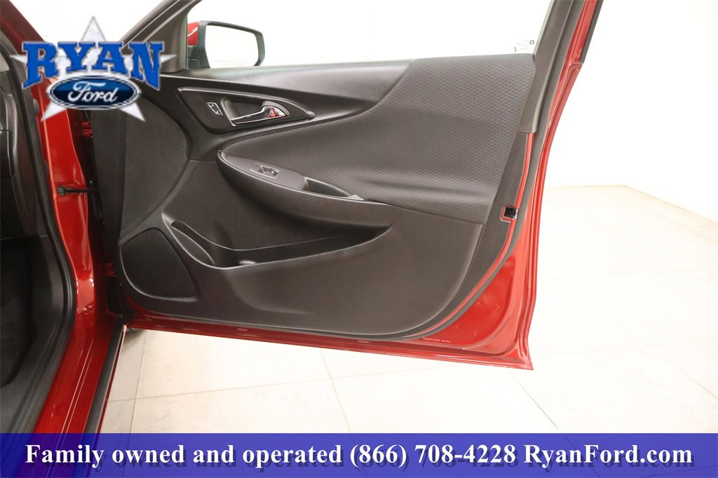 Used 2024 Chevrolet Malibu LT image 15