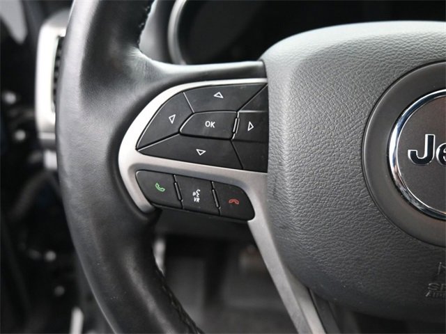 Used 2022 Jeep Grand Cherokee Laredo X image 31