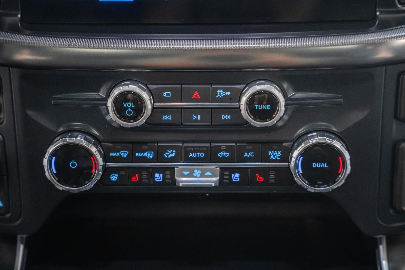 Used 2025 Ford F150 Raptor image 32
