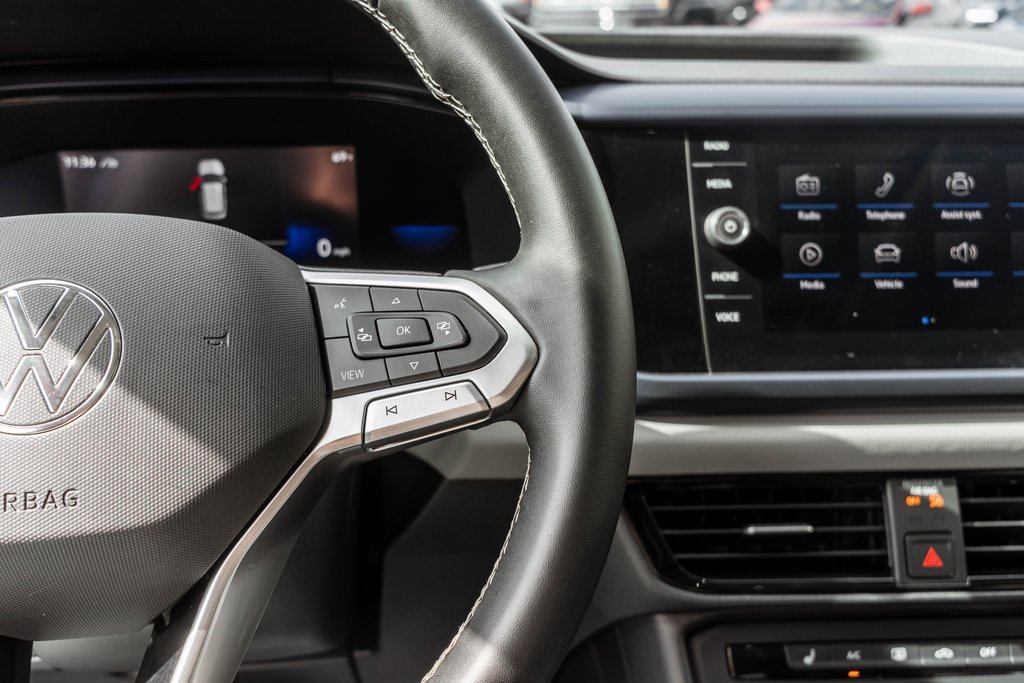 Used 2022 Volkswagen Taos SE image 21