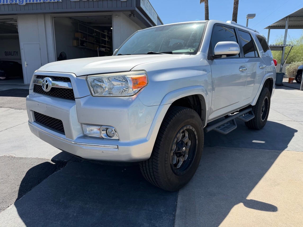 Used 2013 Toyota 4Runner SR5 w/ Convenience Pkg RWD image 3