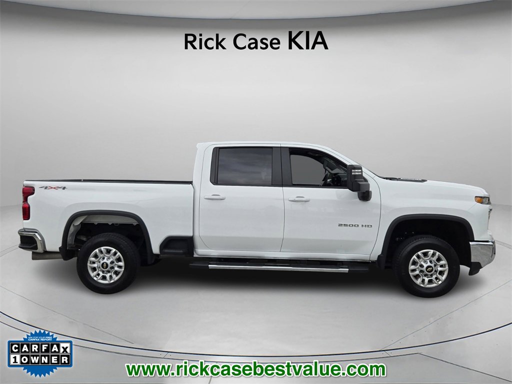 Used 2025 Chevrolet Silverado 2500 LT w/ Convenience Package image 4