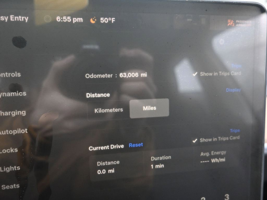 Used 2020 Tesla Model Y Long Range image 33
