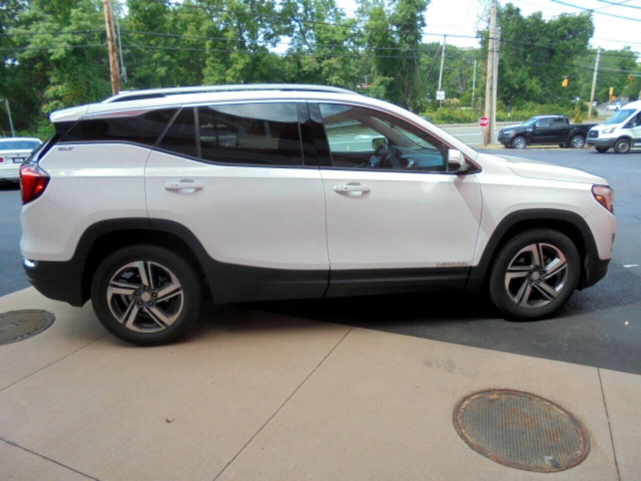 Used 2020 GMC Terrain SLT FWD image 6
