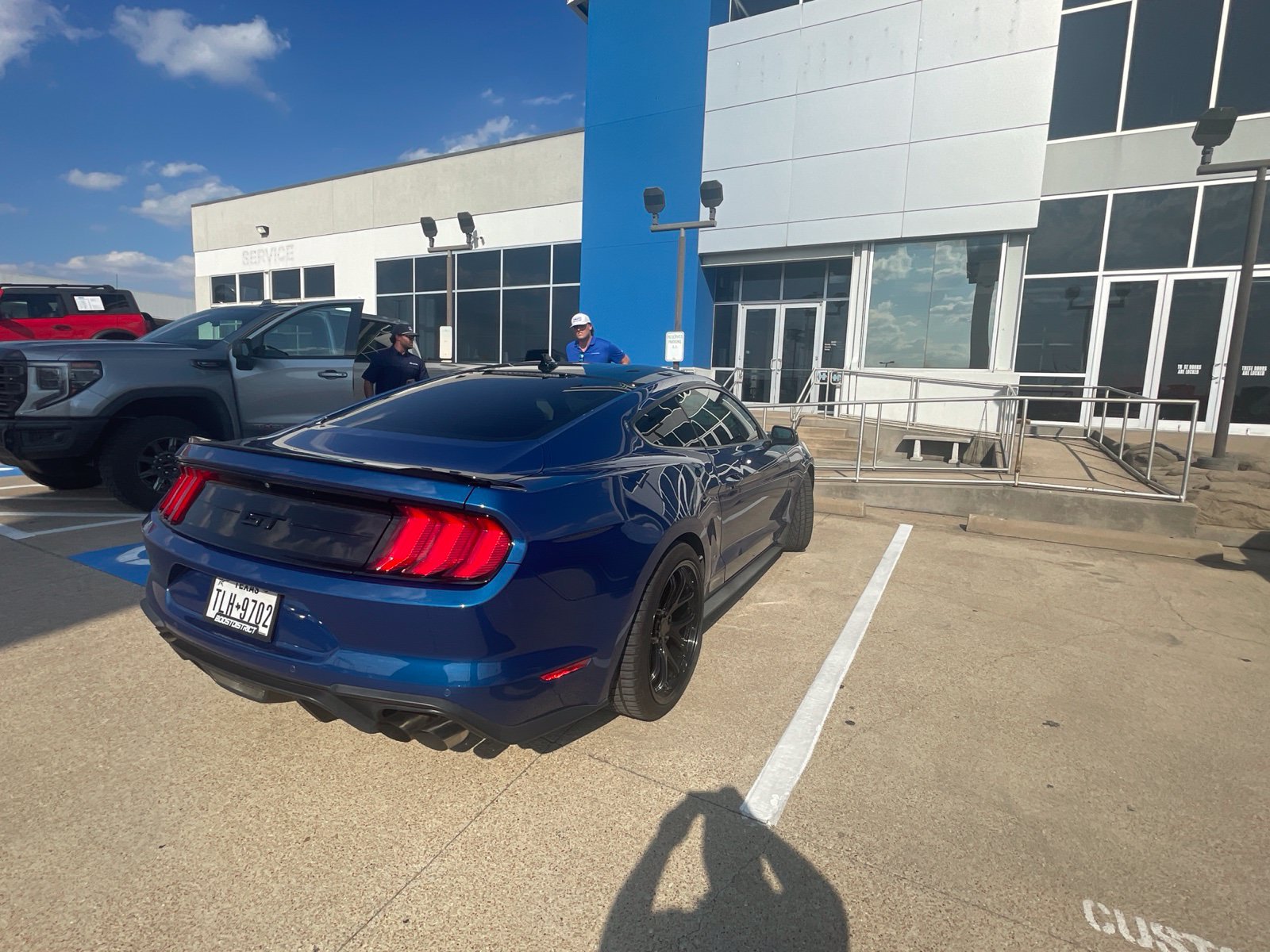 Used 2022 Ford Mustang GT Premium w/ Black Accent Package RWD image 9
