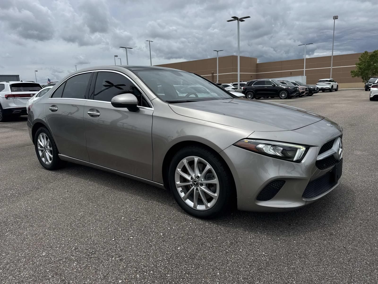 Used 2020 Mercedes-Benz A 220 image 3