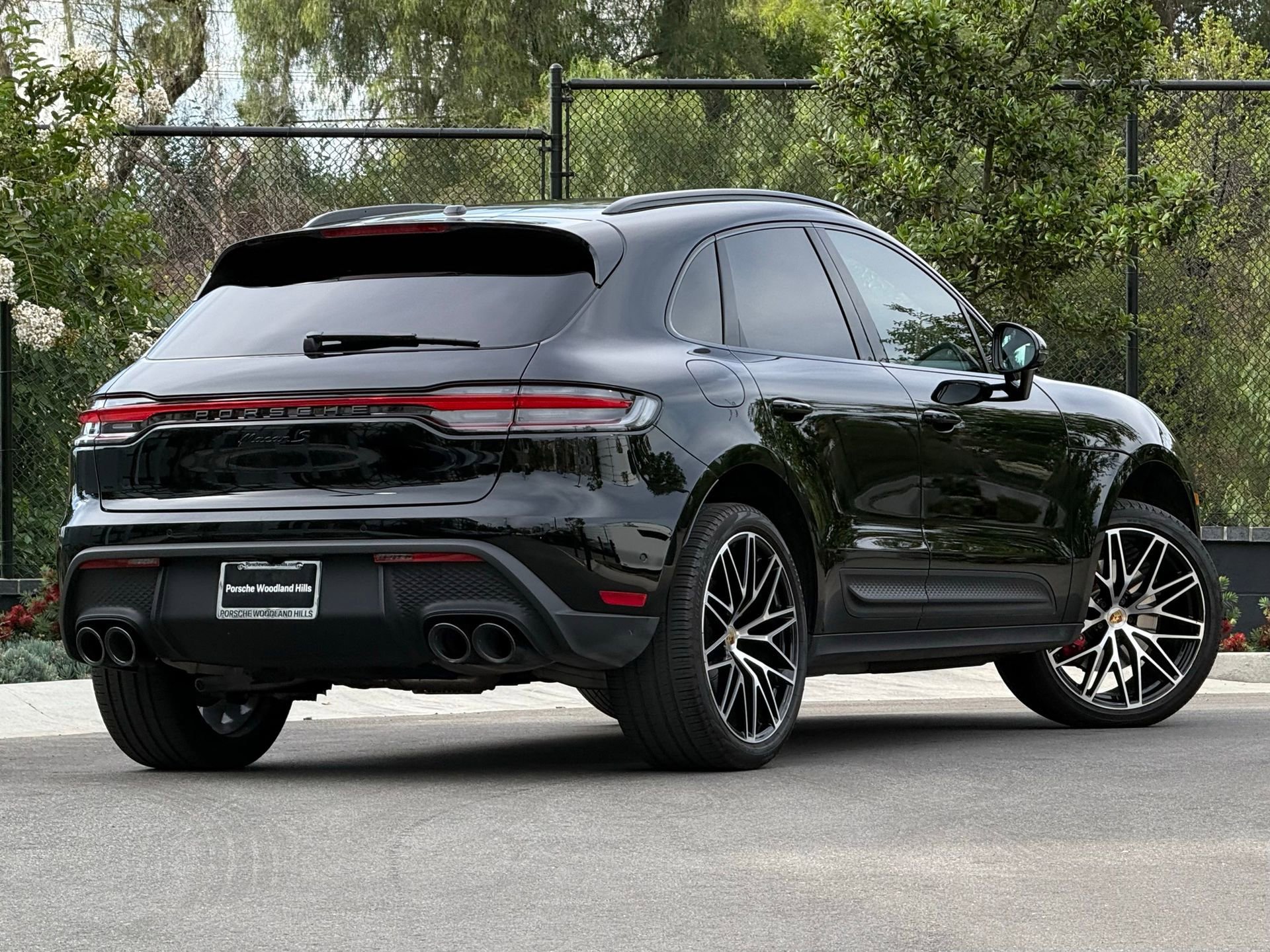 Certified 2024 Porsche Macan S image 7